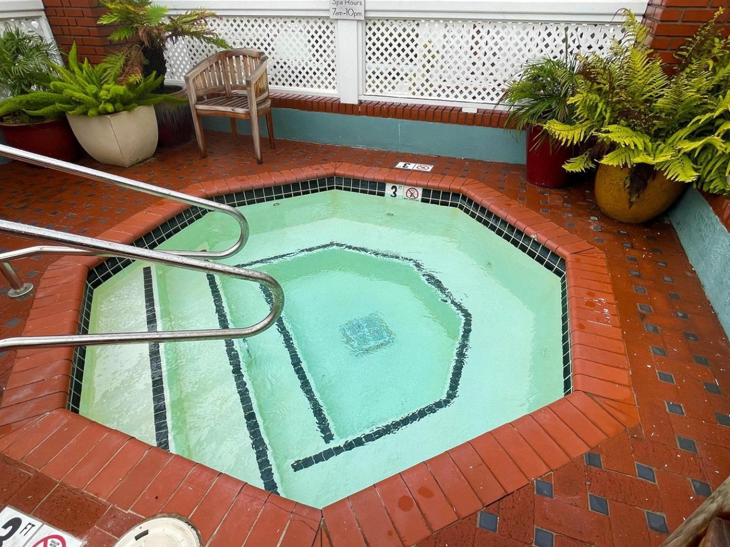 Inn On Summerhill ซัมเมอร์แลนด์ ภายนอก รูปภาพ